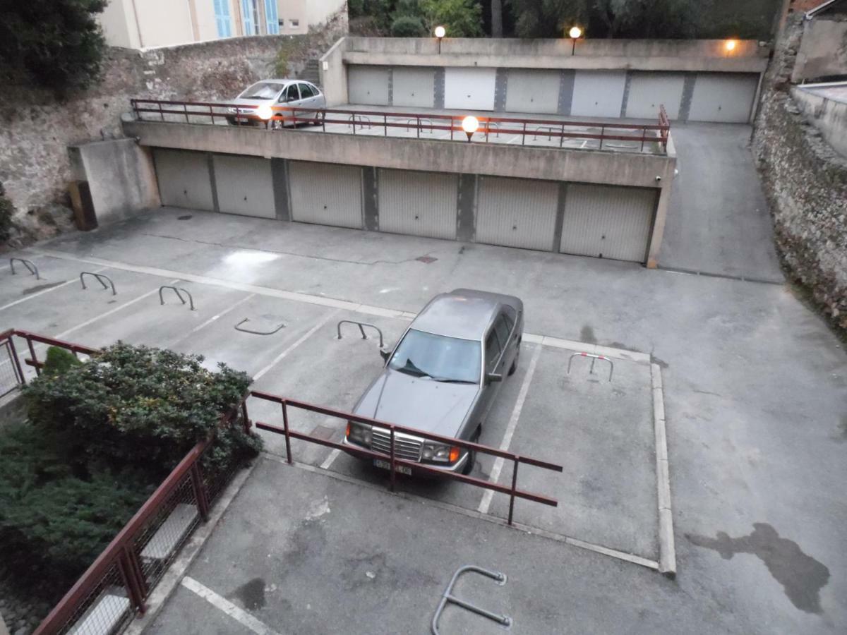 Apartamento 2mn/45m2/vue Mer/inernet/clim/parking Prive Cannes